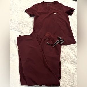 FIGS burgundy scrub set, s top, m bottoms